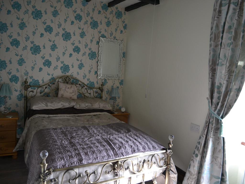 La Gallerie Bed and Breakfast Combe Martin Kamer foto